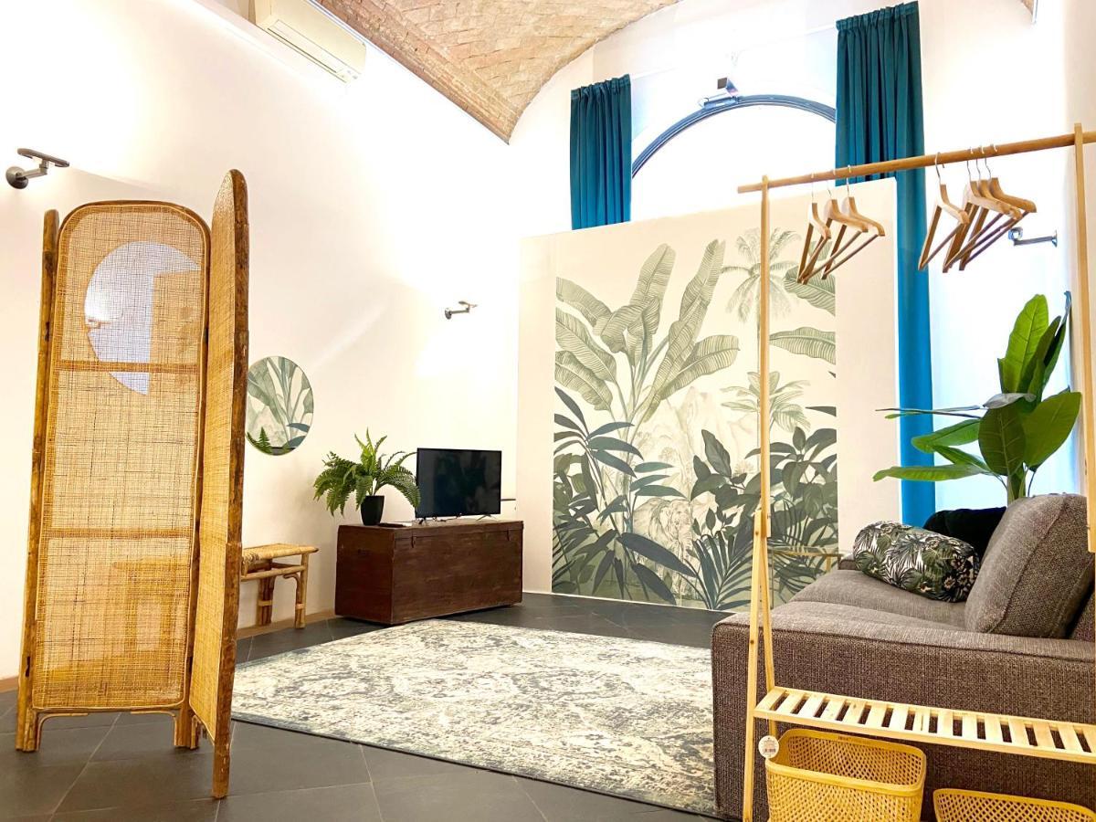 The Jungle Apartment Parme Extérieur photo
